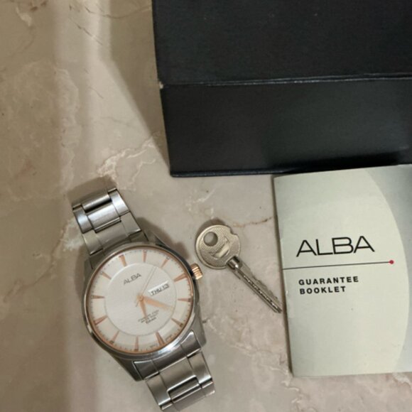 Alba men steinless steel watch - Picture 2 of 3